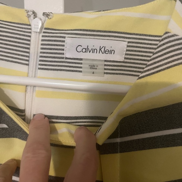 Summer dress - Picture 3 of 3